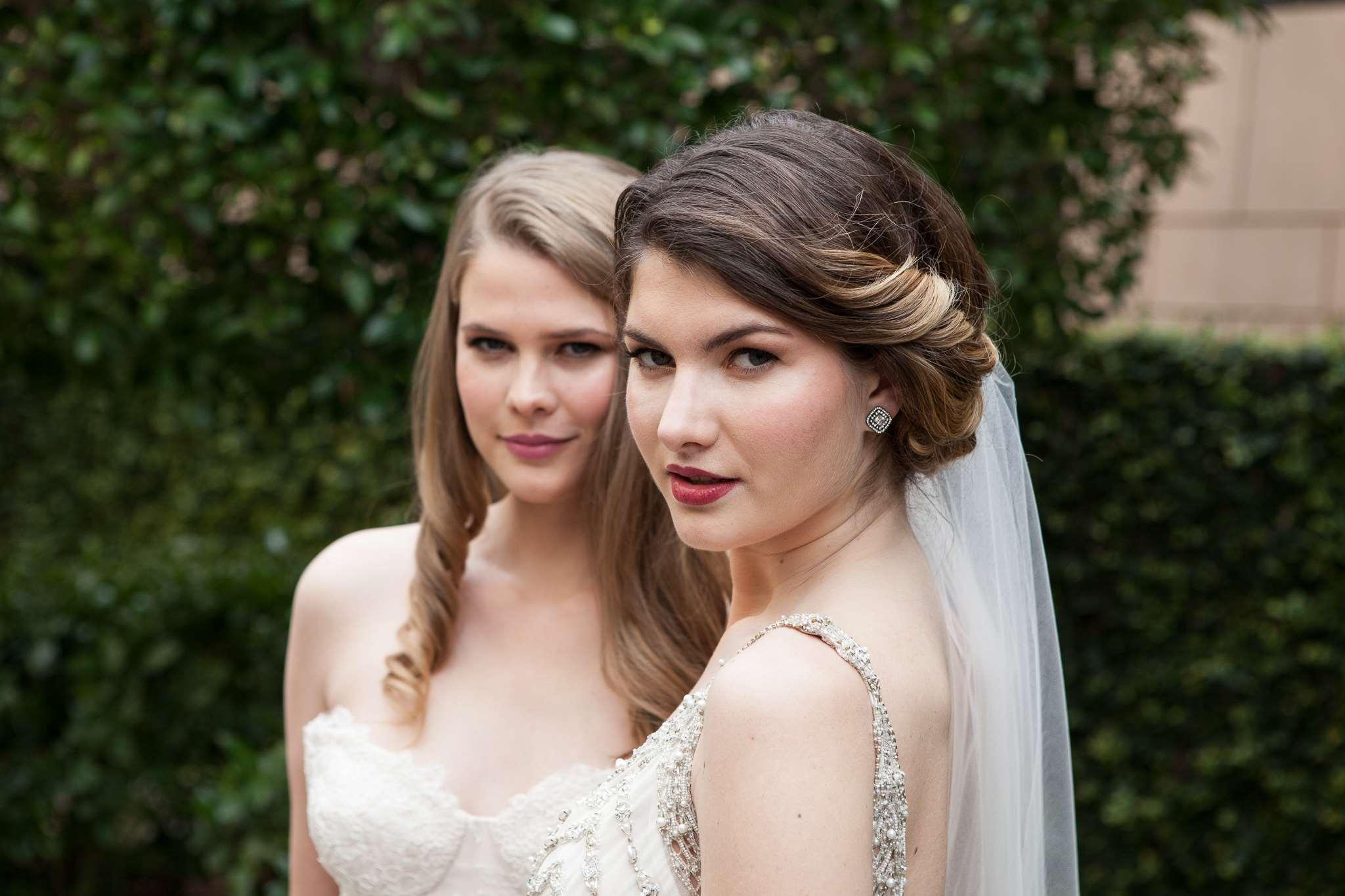 Hotel Park Hyatt Melbourne Esterno foto Two brides at a lesbian wedding