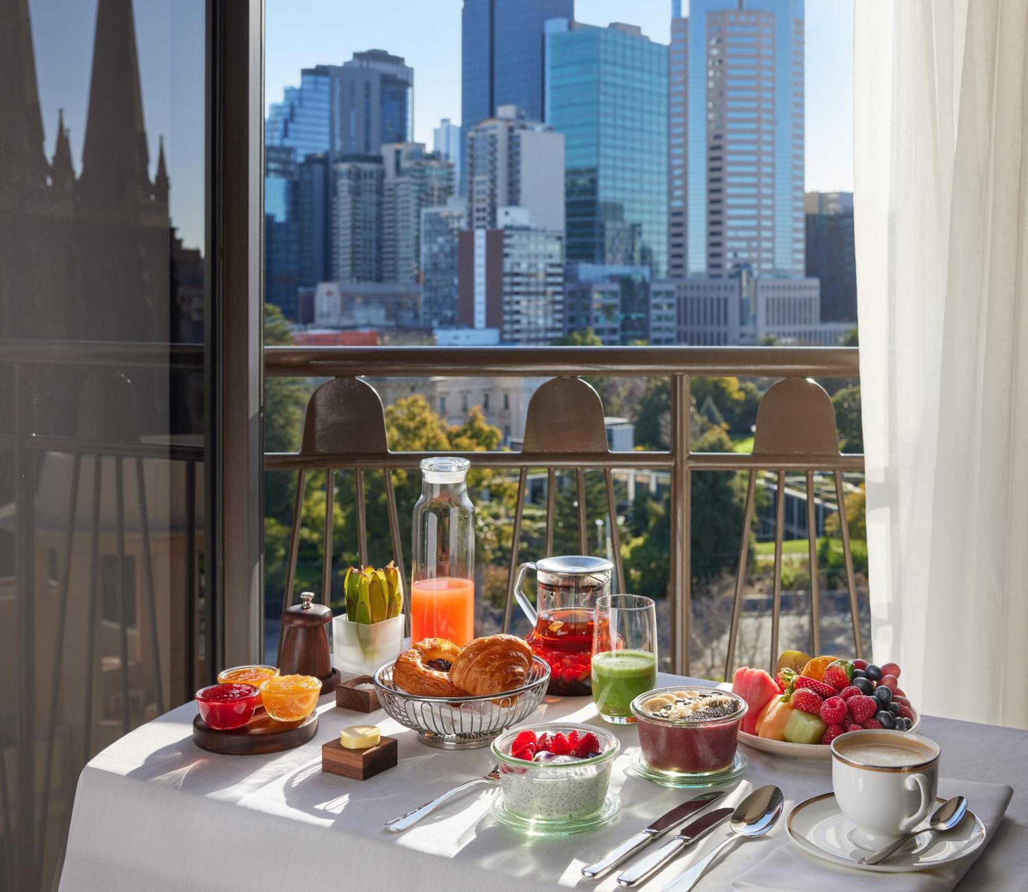 Hotel Park Hyatt Melbourne Esterno foto Breakfast at the Hotel